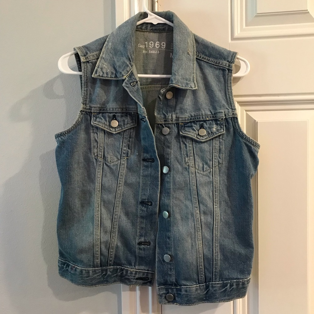 Denim vest NEVER WORN